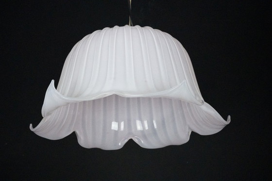 Image 1 of Grande lampadario vintage a forma di fiore in vetro di Murano rosa, Italia, anni '80.