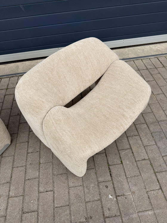 Image 1 of 2 sillones Artifort F598 Groovy en perfecto estado!! Tela Chenille Igor (Sable) de Pierre Paulin y Pierre Frey.
