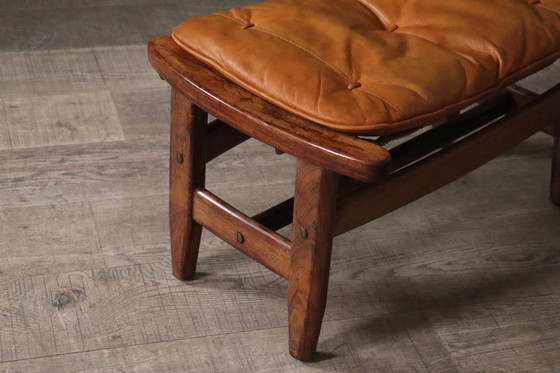Image 1 of Sillón Jangada con otomana en piel color coñac, de Jean Gillon, Brasil, década de 1960.
