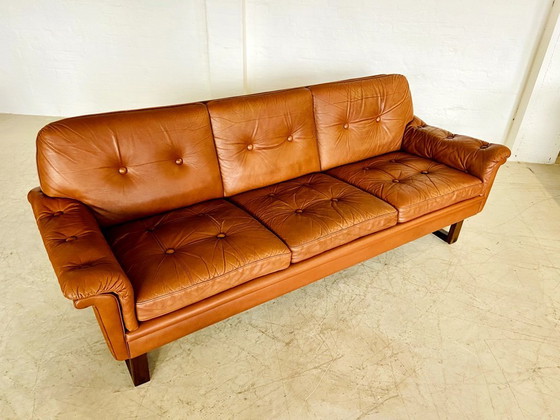 Image 1 of VINTAGE DANISH SVEND SKIPPER 3 PERSON SOFA IN COGNAC LEATHER 1970,s