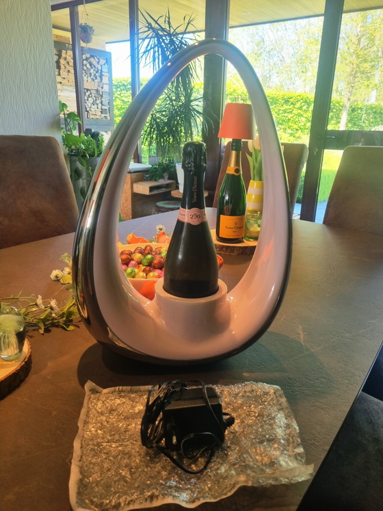 Veuve Clicquot Cooler Karim Rashid – Accesorios de mesa, Metal, Plastic (photo 4 of 7)