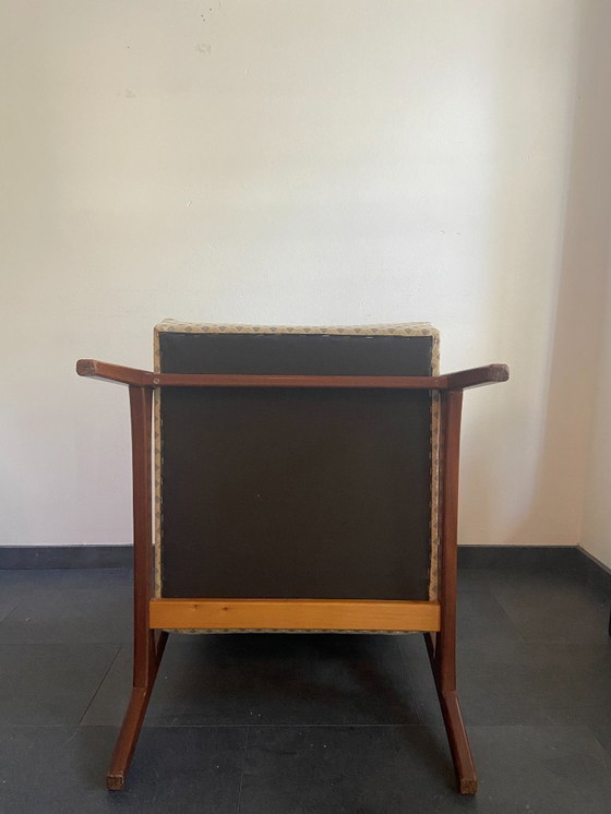 Image 1 of Poltrona d'epoca, appena rivestita