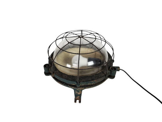 Image 1 of Lampada industriale a gabbia in ghisa - lampada da parete - lampada da esterno - GAL - Francia - anni '50