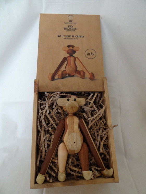 Image 1 of The Christmas gift: Kaj Bojesen 20 cm monkey made from leftover wood for the 70th anniversary in the original box