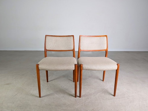 Lot de 2 chaises Niels O Moller JL Møller Møbelfabrik modèle 80 teck