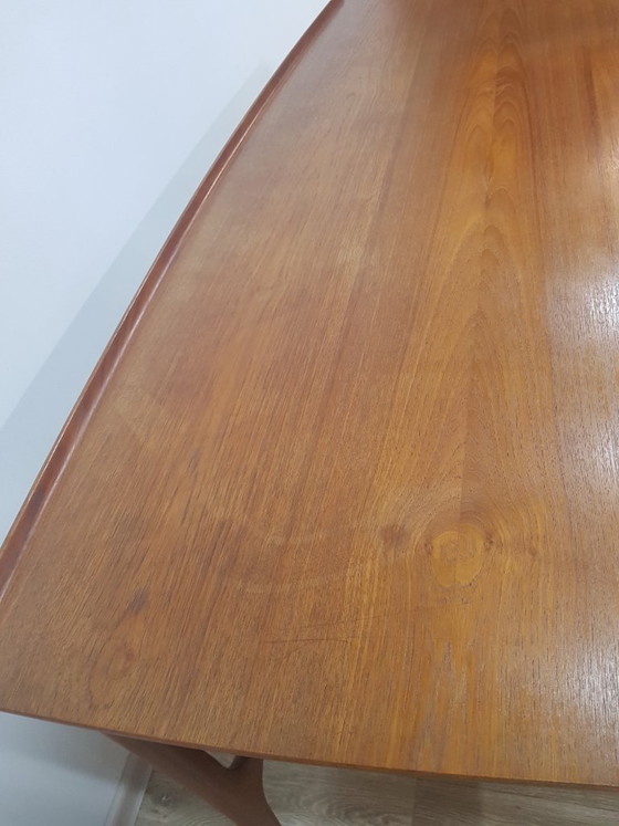 Image 1 of Bureau en teck, conçu par Svend Aage Madsen pour H.P. Hansen, Danemark, années 1960