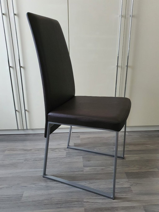 Dining table + 6 chairs