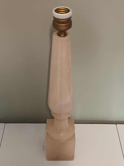 Pied de lampe en albâtre