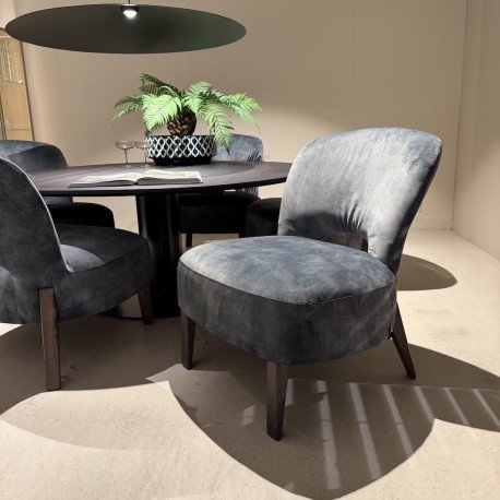 Image 1 of eetstoelen Moon