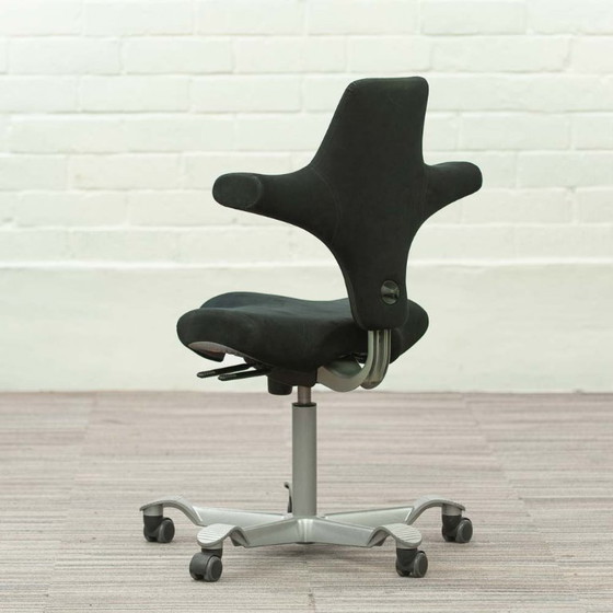 Hag Capsico 8106 Ergonomic Office Chair – Textile, Modern (photo 6 of 23)