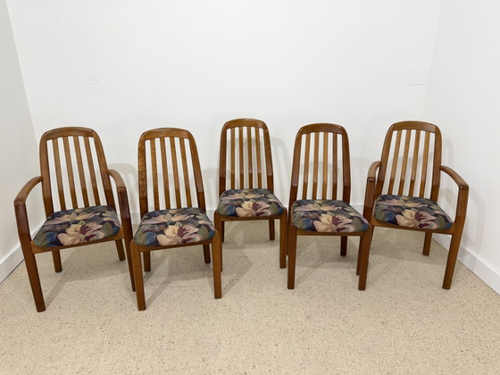 Set of 2 Armchairs and 3 Dyrlund Dining Chairs – Wood (photo 15 of 15)