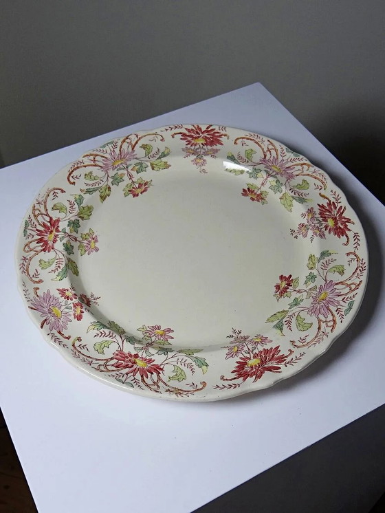 Antiker Longchamp Servierteller mit Gänseblümchen, polychromes Eisensteinzeug, 19. Jahrhundert. – Geschirr (photo 5 of 17)