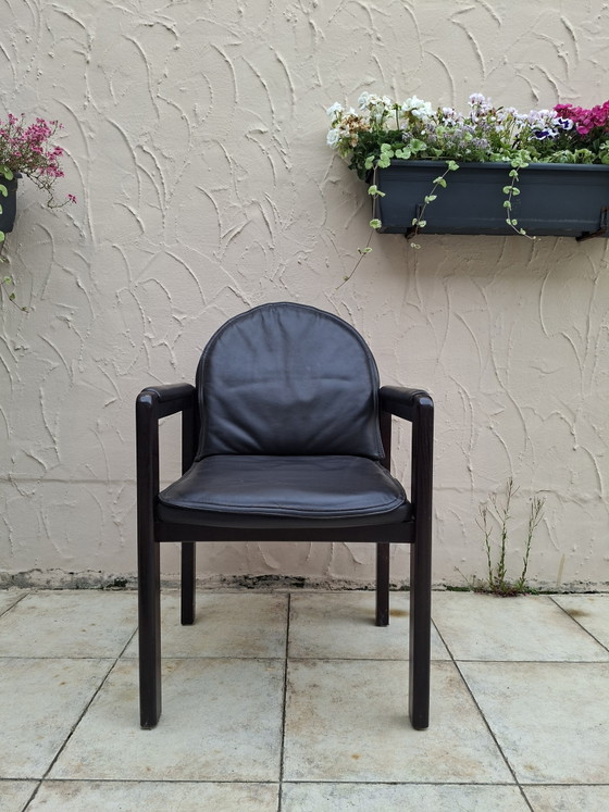Image 1 of 4 schwarze Bolo-Lederstühle