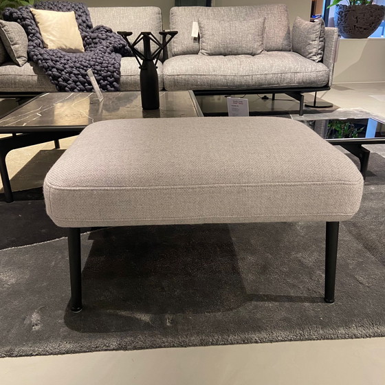 Image 1 of Poltrona Jon di Rolf Benz con pouf