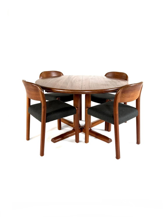 Image 1 of Vintage XL extendable teak dining table, Dyrlund ‘70