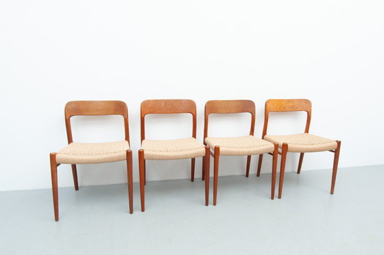 Image 1 of 4 sedie da pranzo modello 75 in teak di Niels Otto Møller per J. L. Møller Møbelfabrik (anni '50)