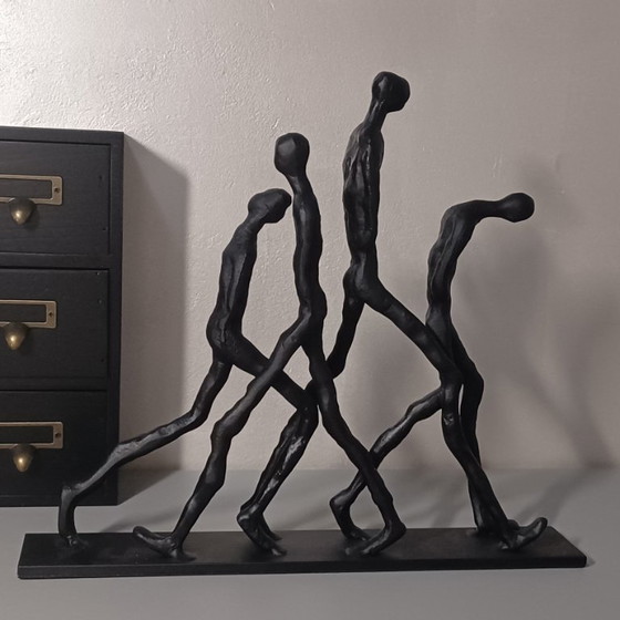 Scultura ispirata a Giacometti "Uomini vari che camminano" Ferro – Sculture, Iron (photo 11 of 11)