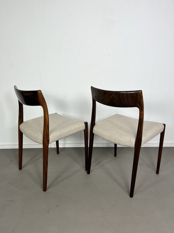 Set of 2 vintage Niels Moller 77 rosewood chairs, Niels Otto Møller, Dining chairs, Textile, Brown (photo 5 of 7)