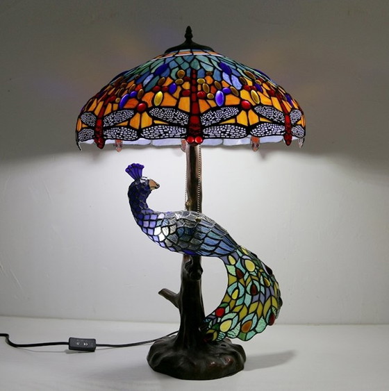 Image 1 of Wunderschöne Tischlampe im Tiffany-Stil 70x45