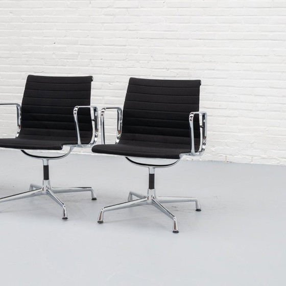 Image 1 of Chaise Eames EA 108 Vitra années 90