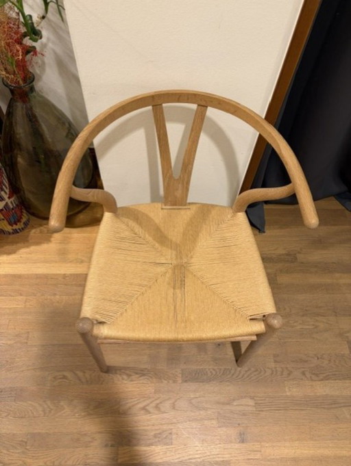 CH24 Wishbone Chair oliato bianco – Carl Hansen & Søn, eetkamerstoelen, Paper, Wood (photo 2 of 6)