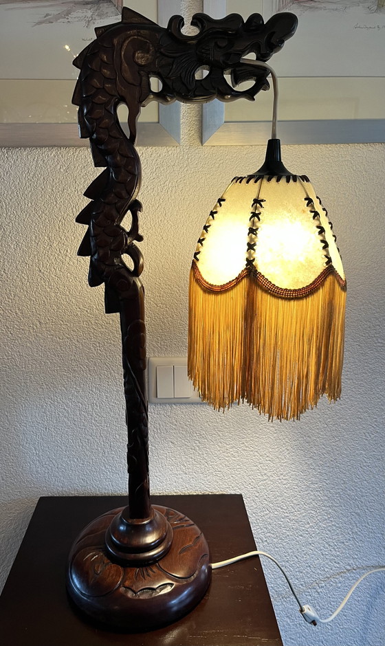 Image 1 of Lámpara antigua china de caoba con forma de dragón (1920-1930)