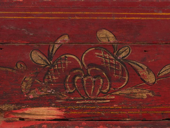 Antique rectangular box with floral motifs (c.1900) #3 – Storage cabinet (photo 28 of 35)