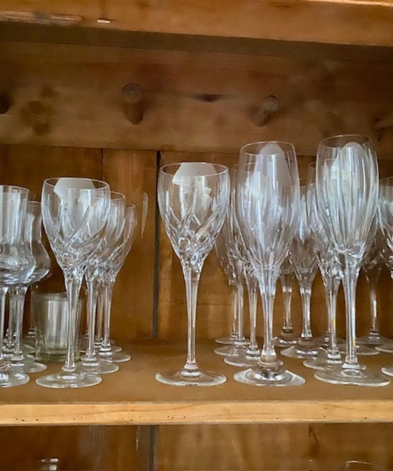 Image 1 of Antiker Schrank im flämischen Neorenaissance-Stil