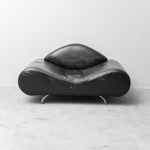 Vintage-Sessel im modernen Design aus schwarzem Leder – Lounge-Sessel im Stil der 90er Jahre