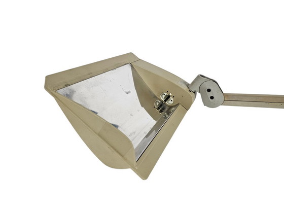 Image 1 of Luxo - Pl - 410 - designer J. Houghton - lampe de table - années 80