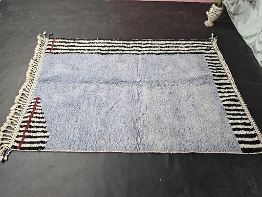 Auténtica alfombra marroquí Beni Ourain hecha a mano, 150/250 cm.