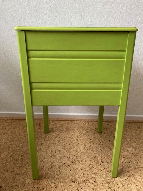 Image 1 of Scatola da cucito vintage in legno verde lime