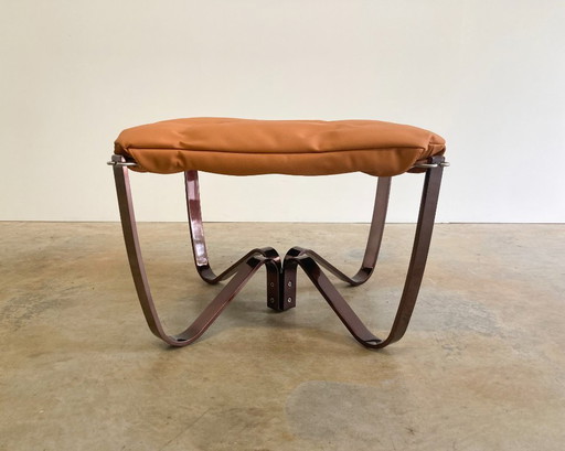 2x Design-Fußhocker, inspiriert vom Falcon-Stuhl