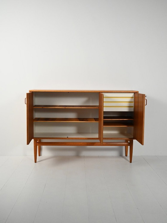 Image 1 of Credenza alta scandinava, anni '50/'60, rovere e teak, tre ante