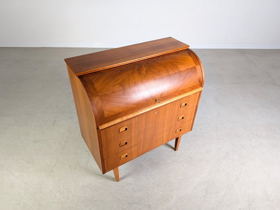 Image 1 of SMI Egon Ostegaard, cassettiera segretaria di metà secolo, in teak vintage