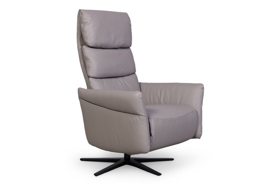 Image 1 of W. Schillig Il est temps de se détendre dans un fauteuil