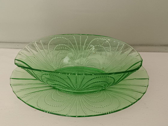 Image 1 of Scale in uranium glass