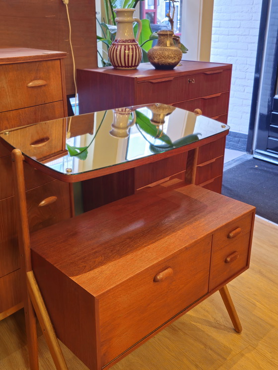 Image 1 of Vintage Danish Make-up Dressing Table Specchio Make-up Dressing Table