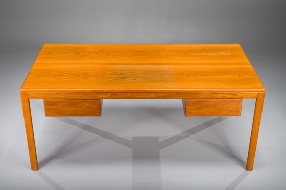 Image 1 of Mid-Century Modern Teak Schreibtisch, 1970er Jahre