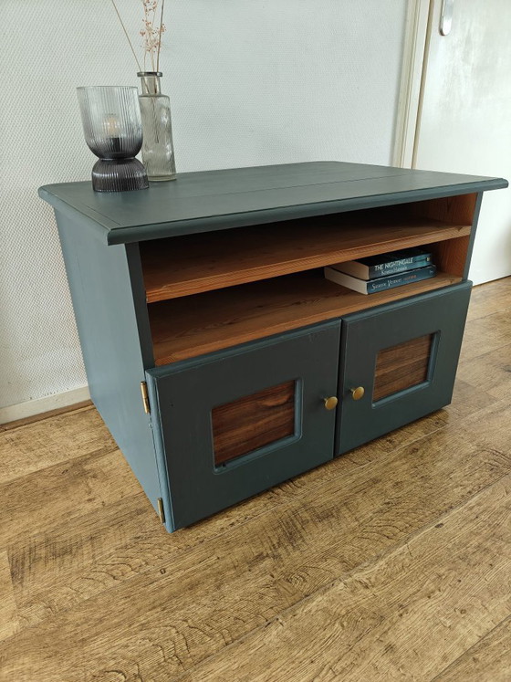 Meuble gris-bleu vintage / Meubles tv – Détails en bois – Brass, Wood (photo 3 of 7)