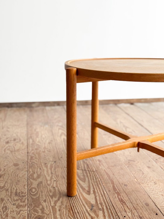 Image 1 of Dienbladtafel AT 35 / PP 35 van Hans J. Wegner voor Andreas Tuck