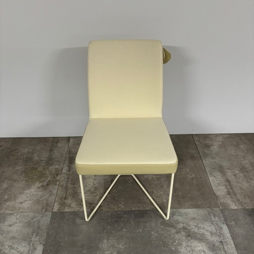 Ultimo Set of 4 – Bert Plantagie, eetkamerstoelen (photo 2 of 3)
