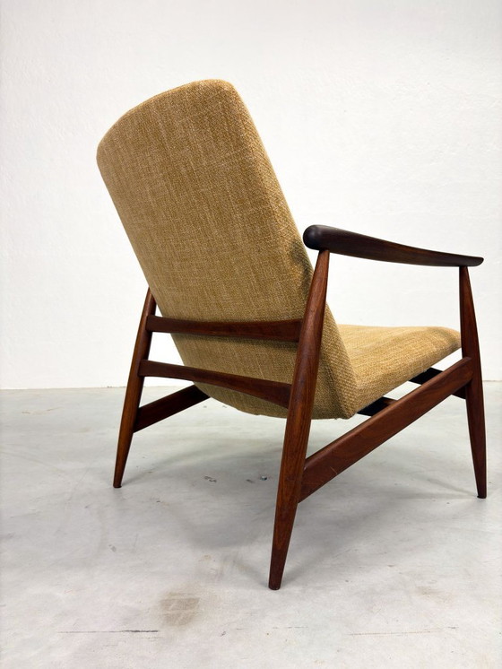 Image 1 of Poltrona vintage giallo ocra in stile danese