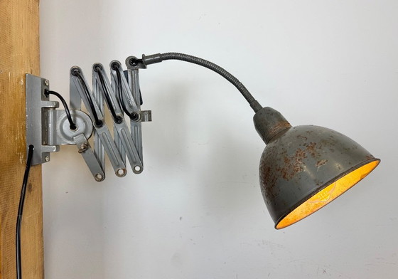 Image 1 of Grijze industriële schaarwandlamp van Elektroinstala, jaren 60