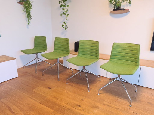 4 sillas Arper Catifa 46