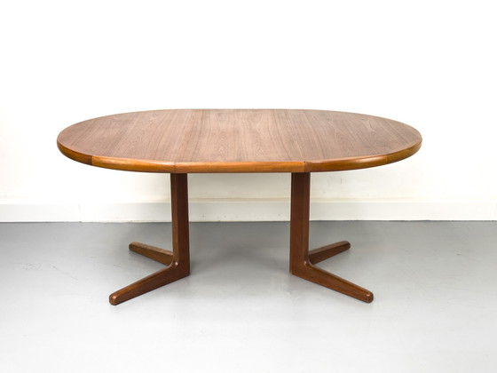 Image 1 of Danish Round Extendable Dining Table in Teak, 1970s