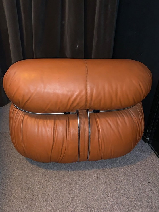 Image 1 of Fauteuil vintage Soriana en cuir, signé Afra et Tobia Scarpa pour Cassina