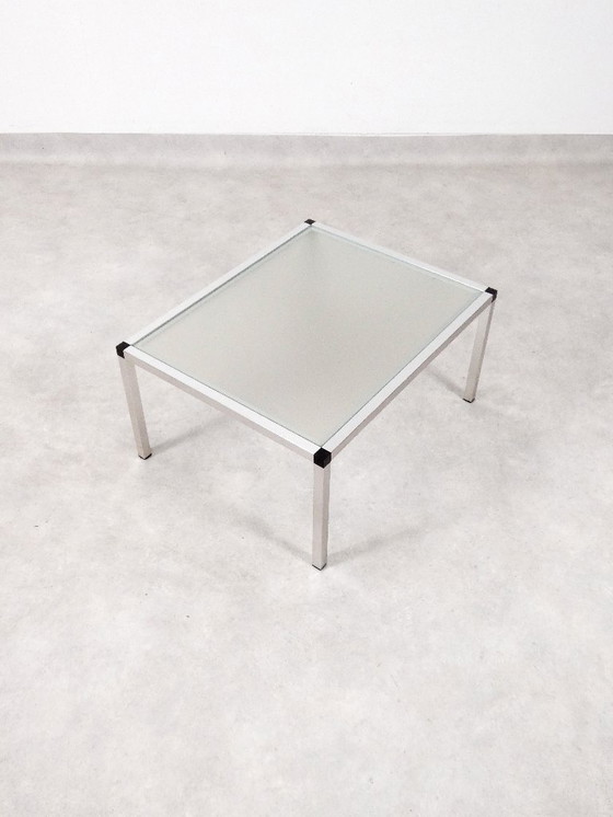 Image 1 of Tables d'appoint vintage - aluminium et verre