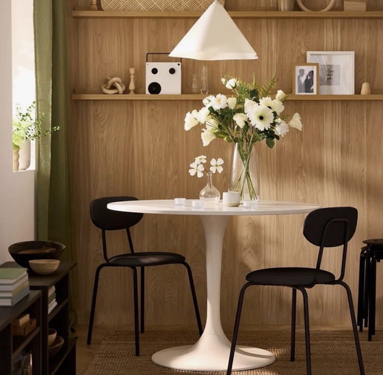 Image 1 of IKEA Docksta witte ronde tafel met tulpvoet