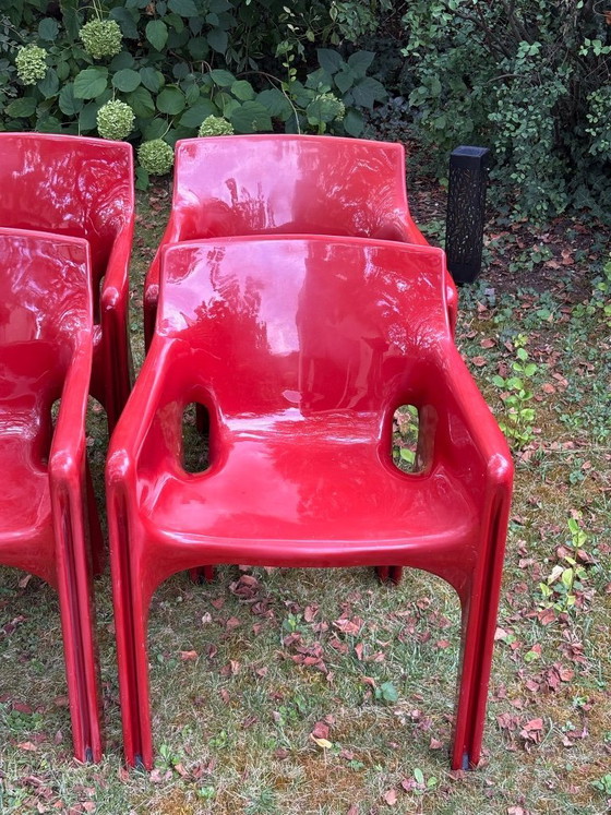 Image 1 of Gaudi Vico Magistretti chair for Artemide, 1970, thermoformed ABS, Space Age Red